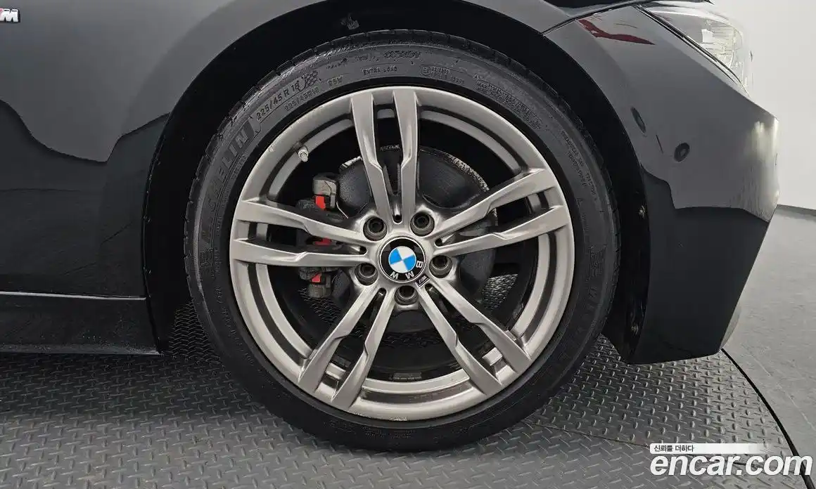 BMW 3-Series 2018 2.0 гидро в Москве № 211664, фото 5