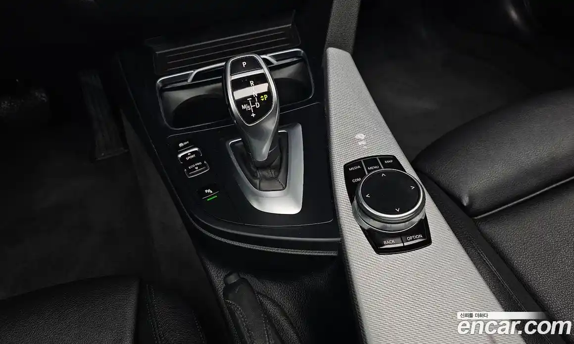 BMW 3-Series 2018 2.0 гидро в Москве № 211664, фото 9