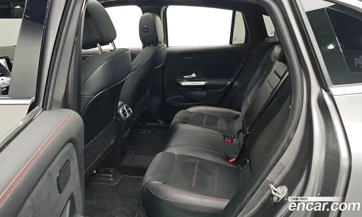 Mercedes-Benz EQA 2022 0.2 гидро в Москве № 212087, фото 11