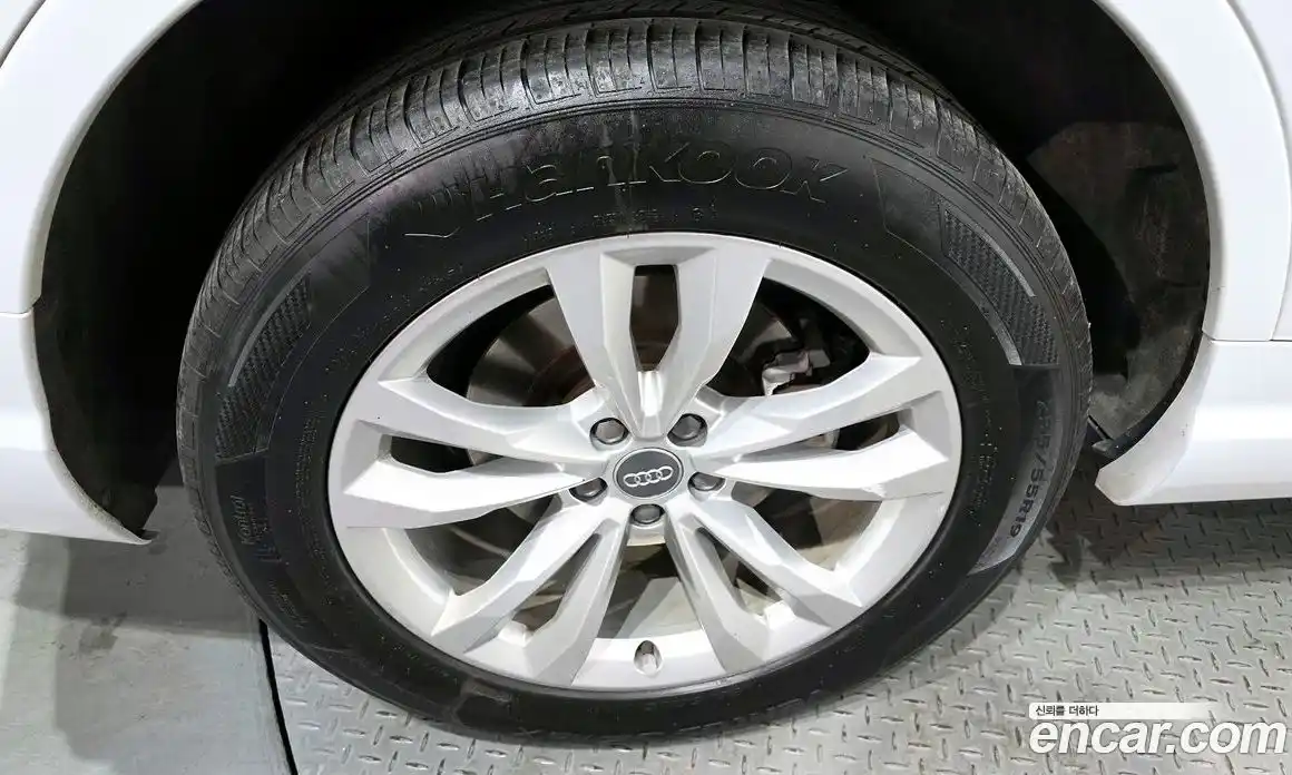 Audi Q7 2019 2.0 гидро в Москве № 212426, фото 5