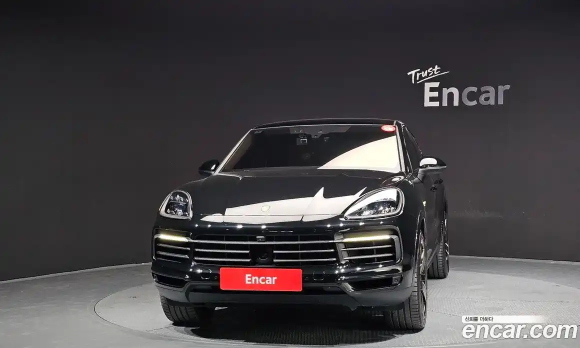 Porsche Cayenne 2023 3.0 гидро в Москве № 213126, фото 3
