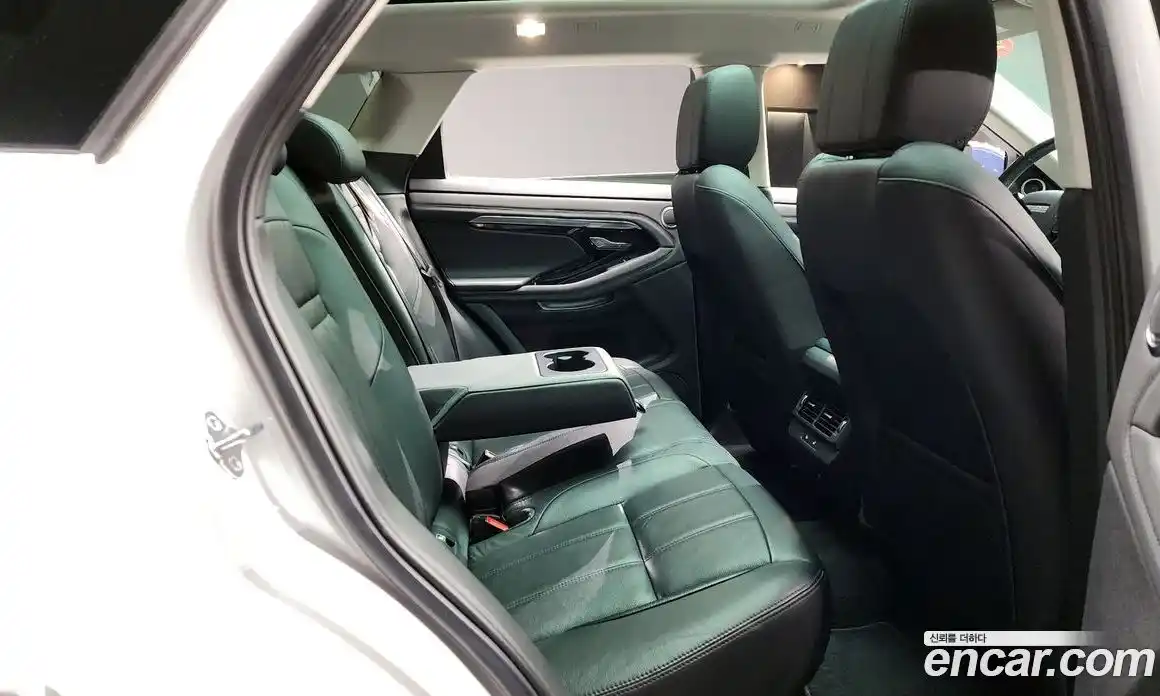 Land Rover Range-Rover Evoque 2019 2.0 гидро в Москве № 213323, фото 12