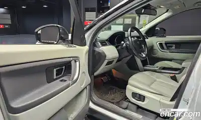 Land Rover Discovery Sport 2016 2.0 гидро в Москве № 213495, миниатюра 11