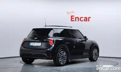 Mini Cooper 2025 2.0 гидро в Москве № 214022, миниатюра 2