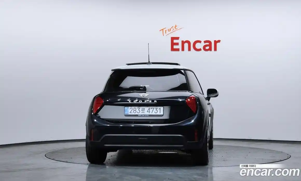 Mini Cooper 2025 2.0 гидро в Москве № 214022, фото 4