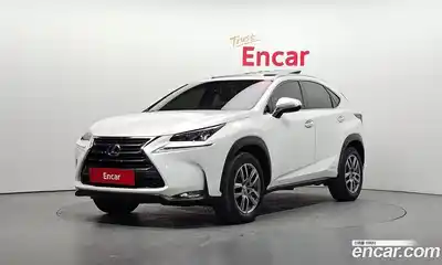 Lexus NX, 2016
