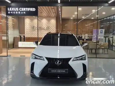 Lexus UX 2024 2.0 вариатор в Москве № 214756, миниатюра 3
