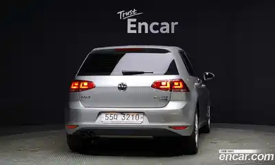 Volkswagen Golf 2013 2.0 гидро в Москве № 215003, миниатюра 4