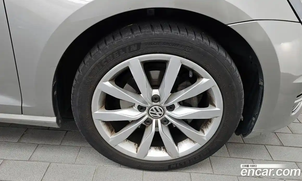 Volkswagen Golf 2013 2.0 гидро в Москве № 215003, фото 5