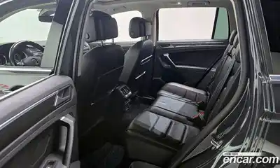 Volkswagen Tiguan 2020 2.0 гидро в Москве № 215084, миниатюра 11
