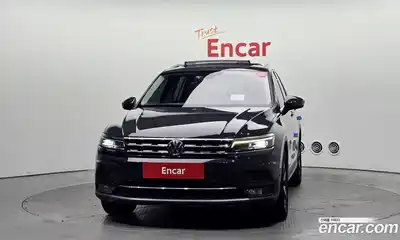 Volkswagen Tiguan 2020 2.0 гидро в Москве № 215084, миниатюра 3