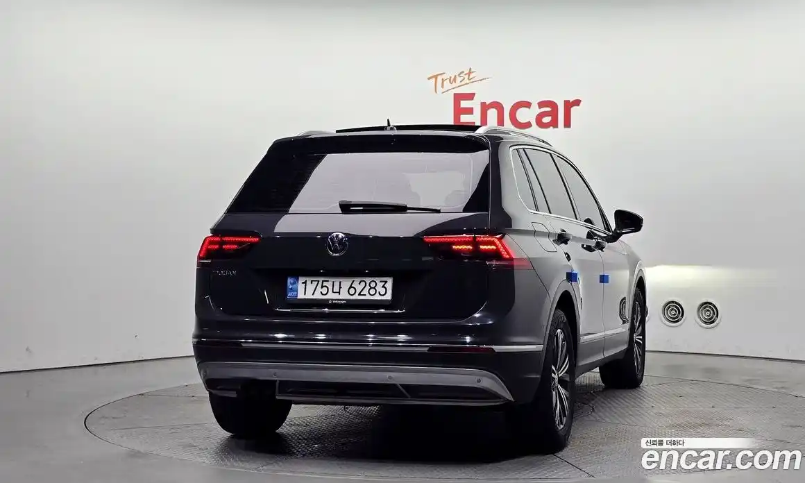 Volkswagen Tiguan 2020 2.0 гидро в Москве № 215084, фото 4