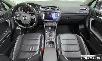 Volkswagen Tiguan 2020 2.0 гидро в Москве № 215084, миниатюра 7