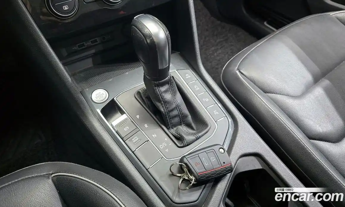 Volkswagen Tiguan 2020 2.0 гидро в Москве № 215084, фото 9