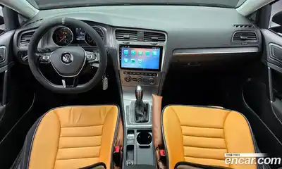 Volkswagen Golf 2016 1.4 гидро в Москве № 215191, миниатюра 7