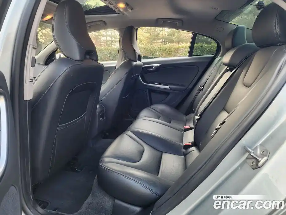 Volvo S60 2017 2.0 гидро в Москве № 224080, фото 12
