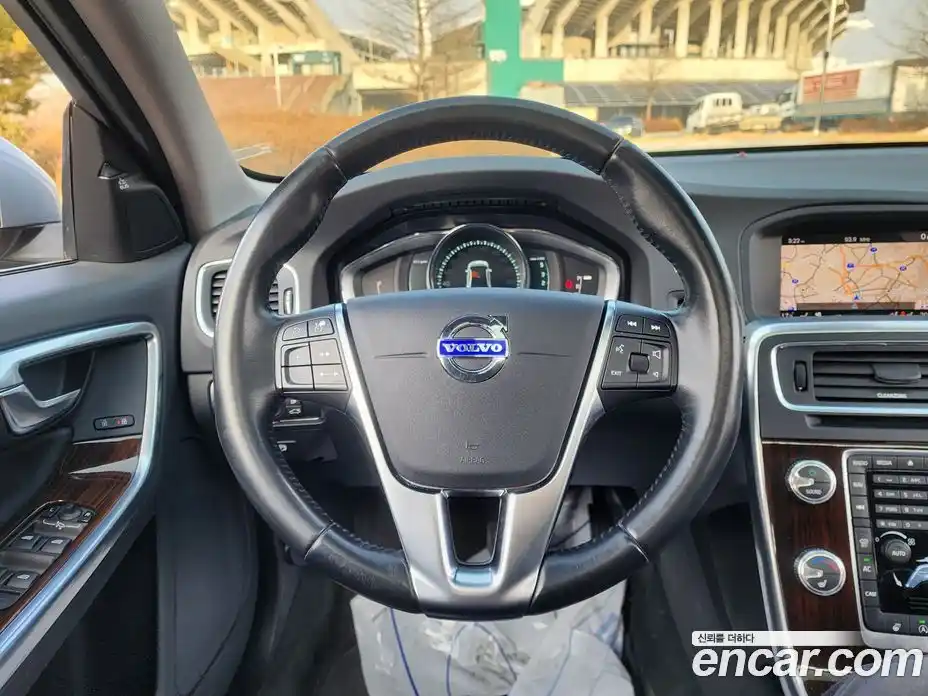 Volvo S60 2017 2.0 гидро в Москве № 224080, фото 14