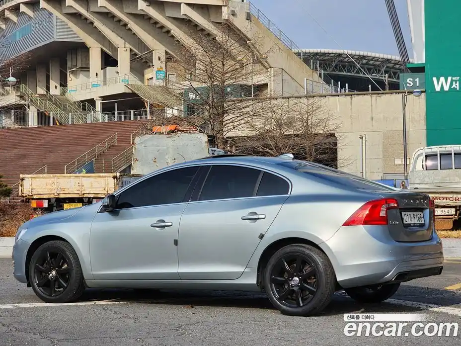 Volvo S60 2017 2.0 гидро в Москве № 224080, фото 5