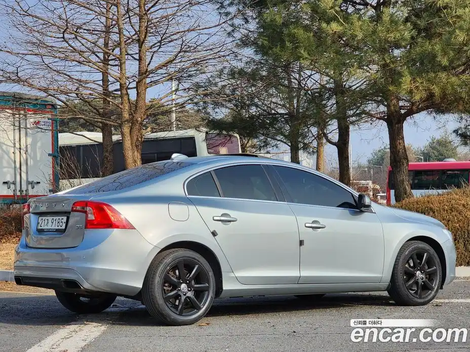 Volvo S60 2017 2.0 гидро в Москве № 224080, фото 8