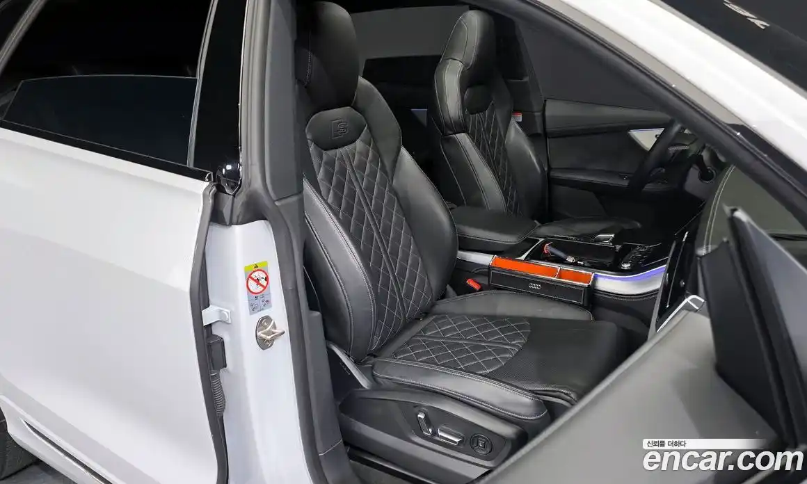 Audi Q8 2023 3.0 гидро в Москве № 230024, фото 12