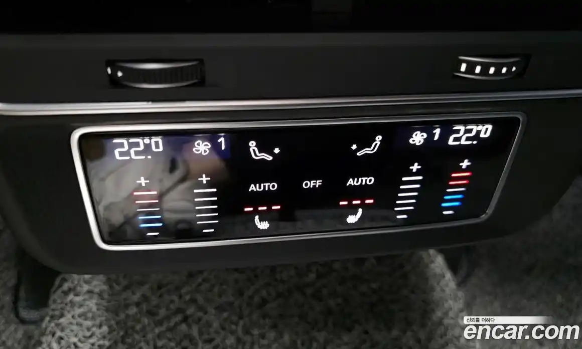 Audi Q8 2023 3.0 гидро в Москве № 230024, фото 16
