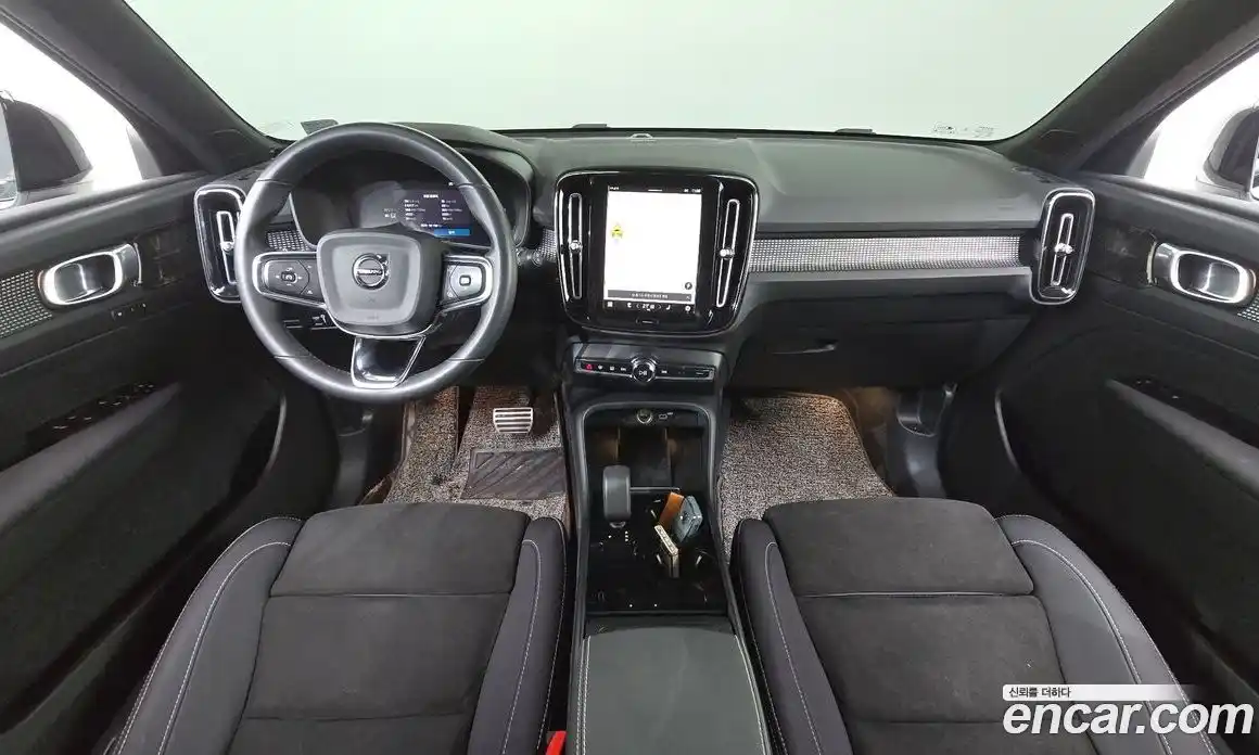 Volvo XC40 2022 0.2 гидро в Москве № 230542, фото 7