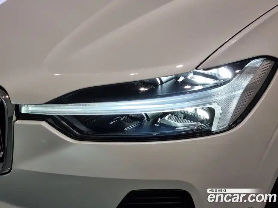 Volvo XC60 2025 2.0 гидро в Москве № 230770, фото 18