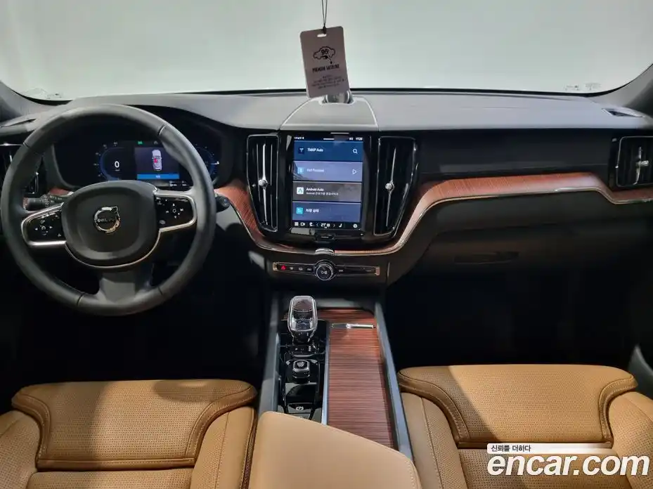 Volvo XC60 2025 2.0 гидро в Москве № 230770, фото 7
