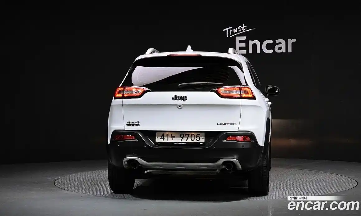 Jeep Cherokee 2014 2.0 гидро в Москве № 232567, фото 4