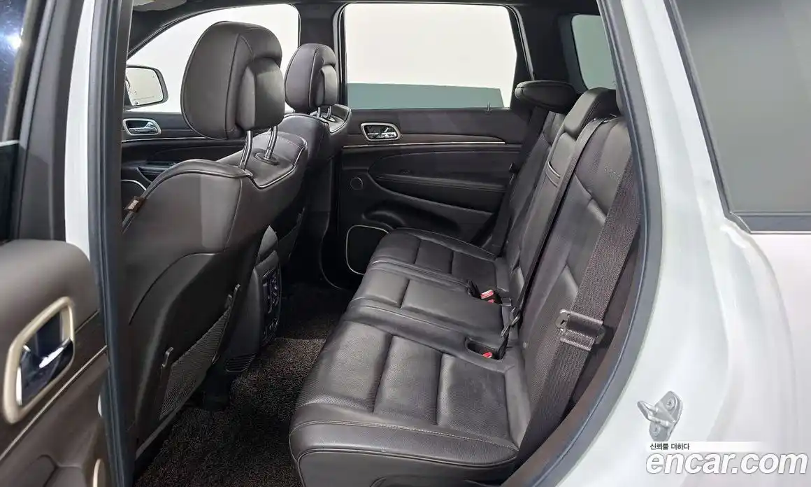 Jeep Cherokee 2014 3.0 гидро в Москве № 232624, фото 12