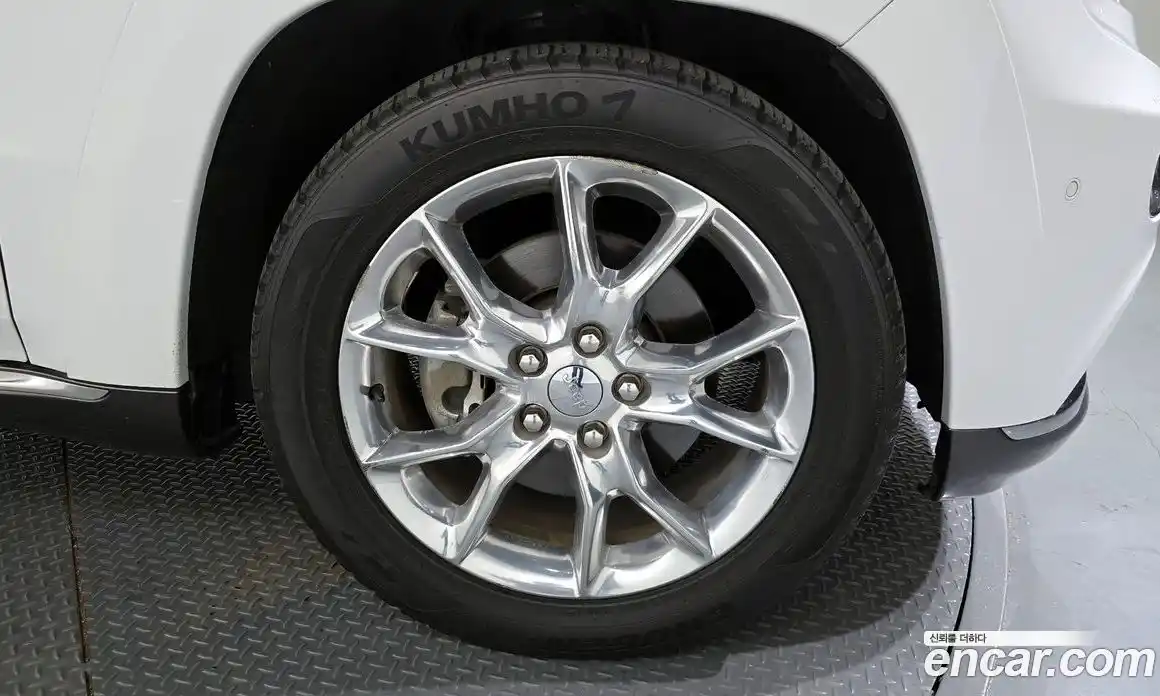 Jeep Cherokee 2014 3.0 гидро в Москве № 232624, фото 5