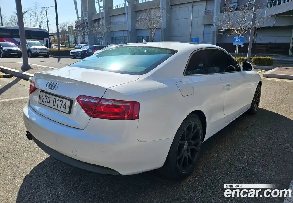 Audi A5 2009 2.0 гидро в Москве № 250873, фото 3