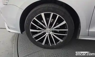 Volkswagen Jetta 2015 2.0 гидро в Москве № 254811, миниатюра 5