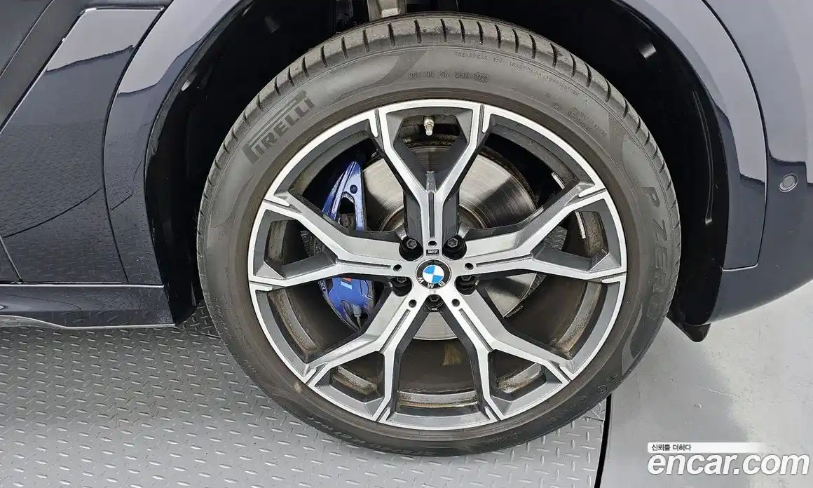 BMW X6 2023 3.0 гидро в Москве № 256955, фото 5