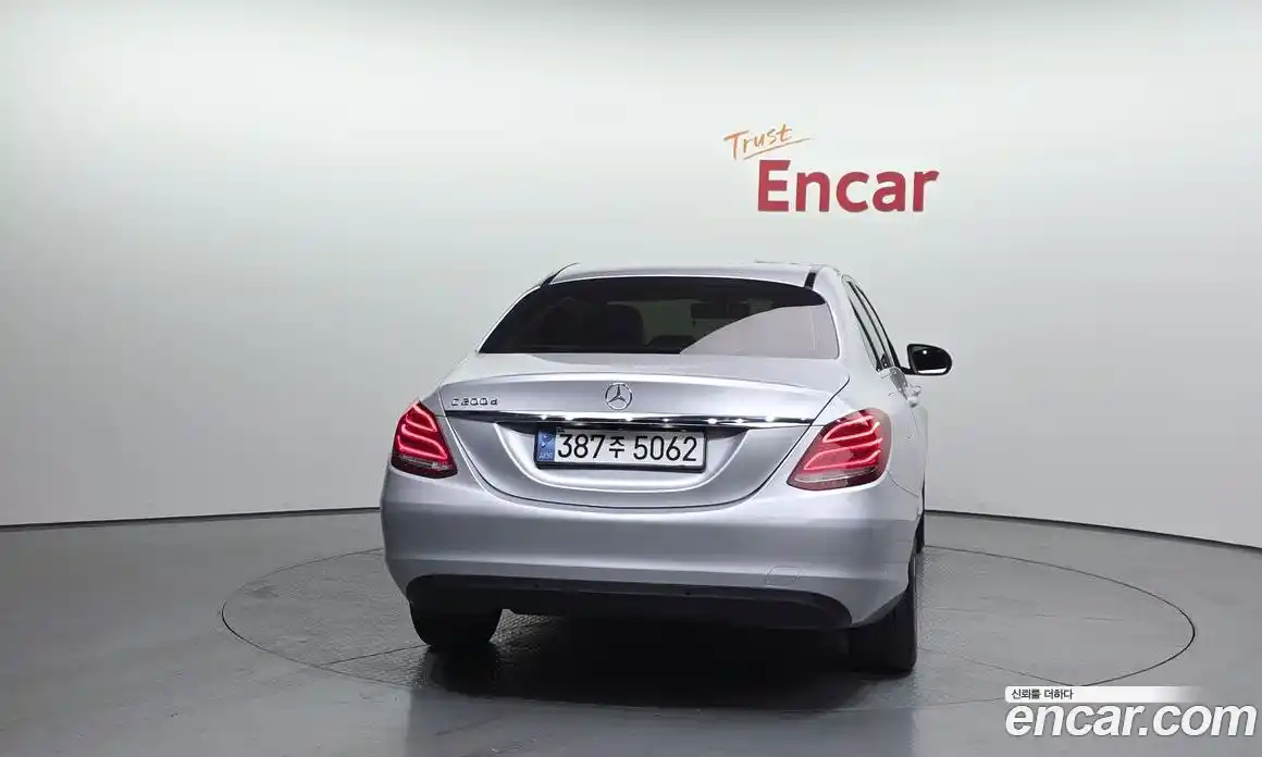 Mercedes-Benz C-Class 2016 1.6 гидро в Москве № 264699, фото 4