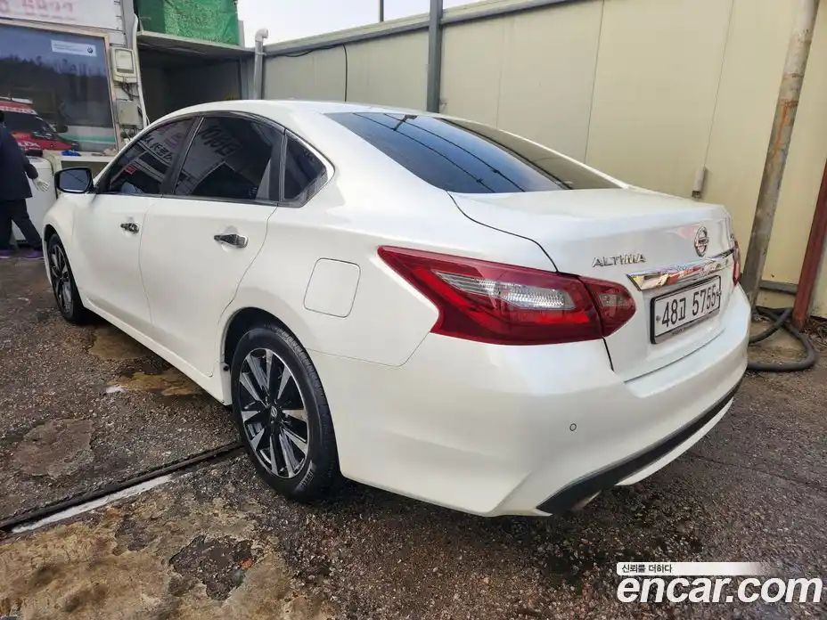 Nissan Altima 2018 2.5 гидро в Москве № 267193, фото 5