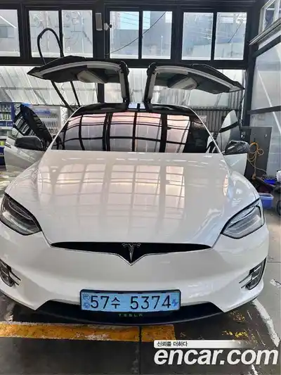Tesla Model X, 2018