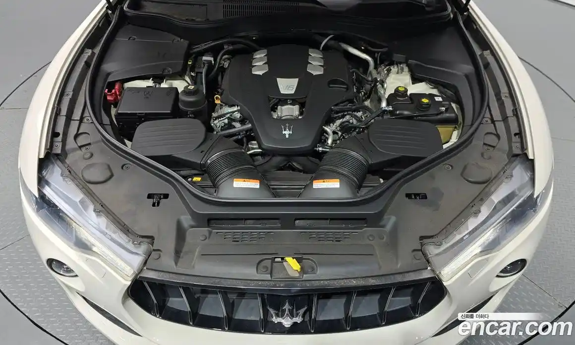 Maserati Levante 2017 3.0 гидро в Москве № 282996, фото 6