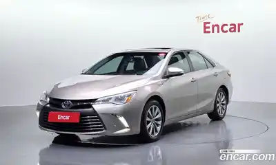 Toyota Camry, 2016