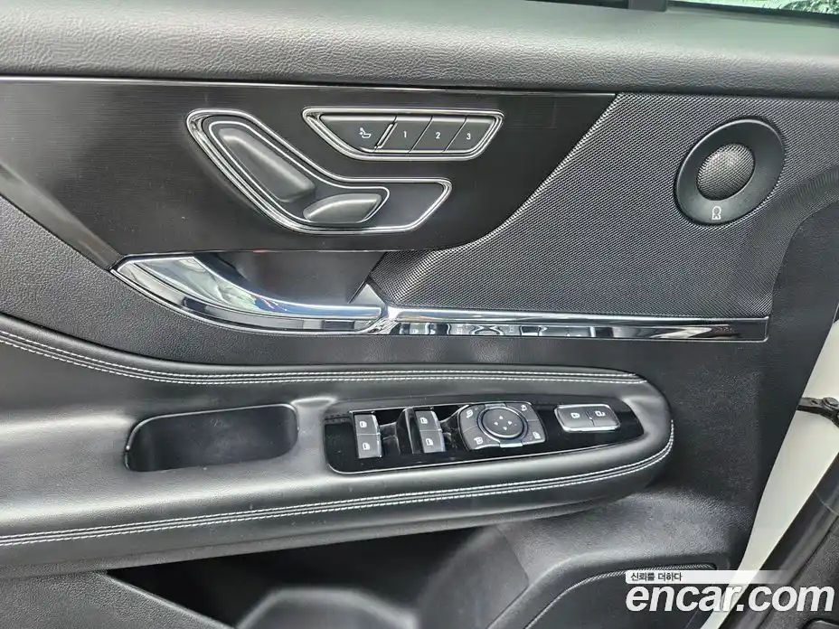 Lincoln Corsair 2021 2.0 гидро в Москве № 304236, фото 16