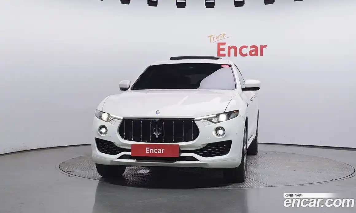 Maserati Levante 2017 3.0 гидро в Москве № 304519, фото 3
