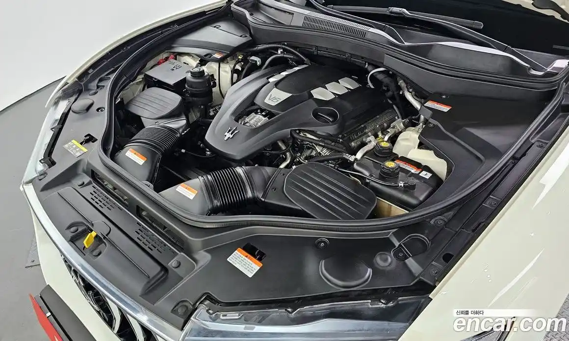 Maserati Levante 2017 3.0 гидро в Москве № 304519, фото 6