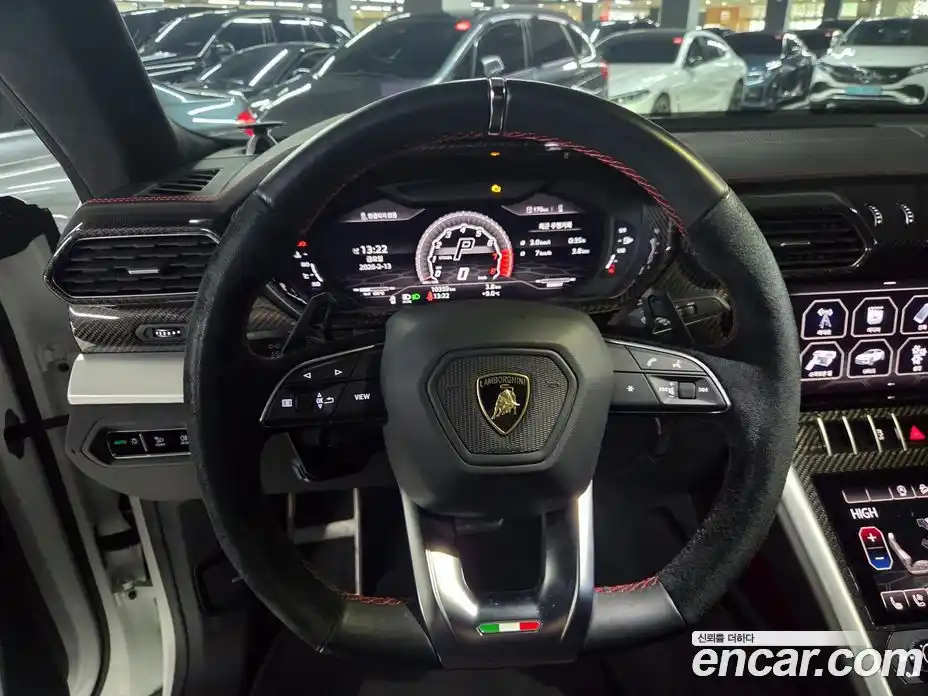 Lamborghini Urus 2020 4.0 гидро в Москве № 336769, фото 10