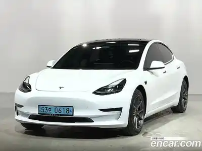 Tesla Model 3, 2022