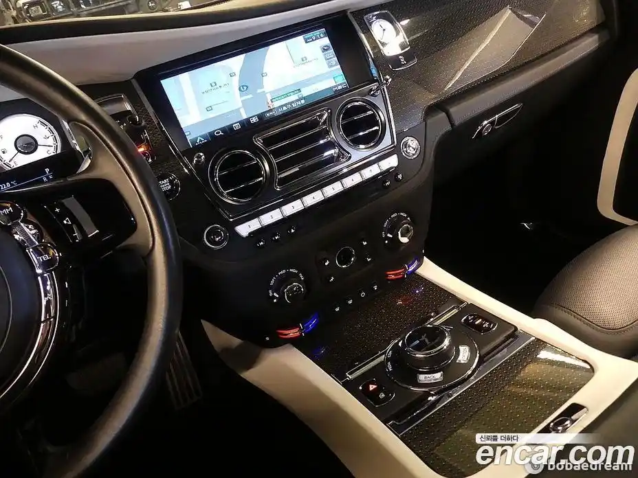 Rolls-Royce Ghost 2018 6.6 гидро в Москве № 407376, фото 12