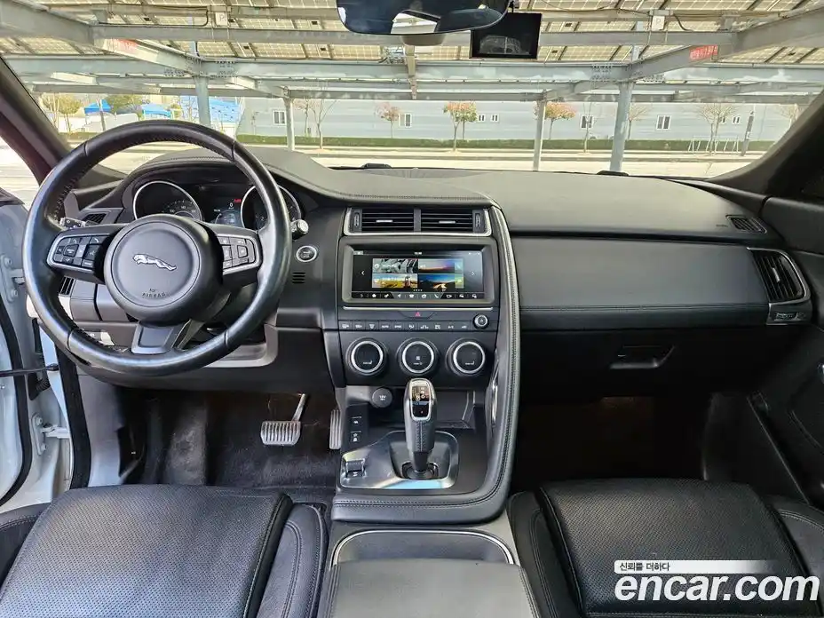 Jaguar E-Pace 2018 2.0 гидро в Москве № 433474, фото 9