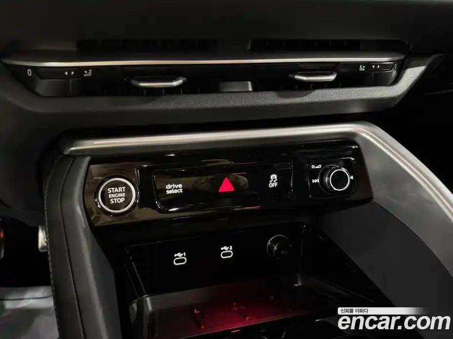 Audi Q5 2025 2.0 гидро в Москве № 497143, фото 6