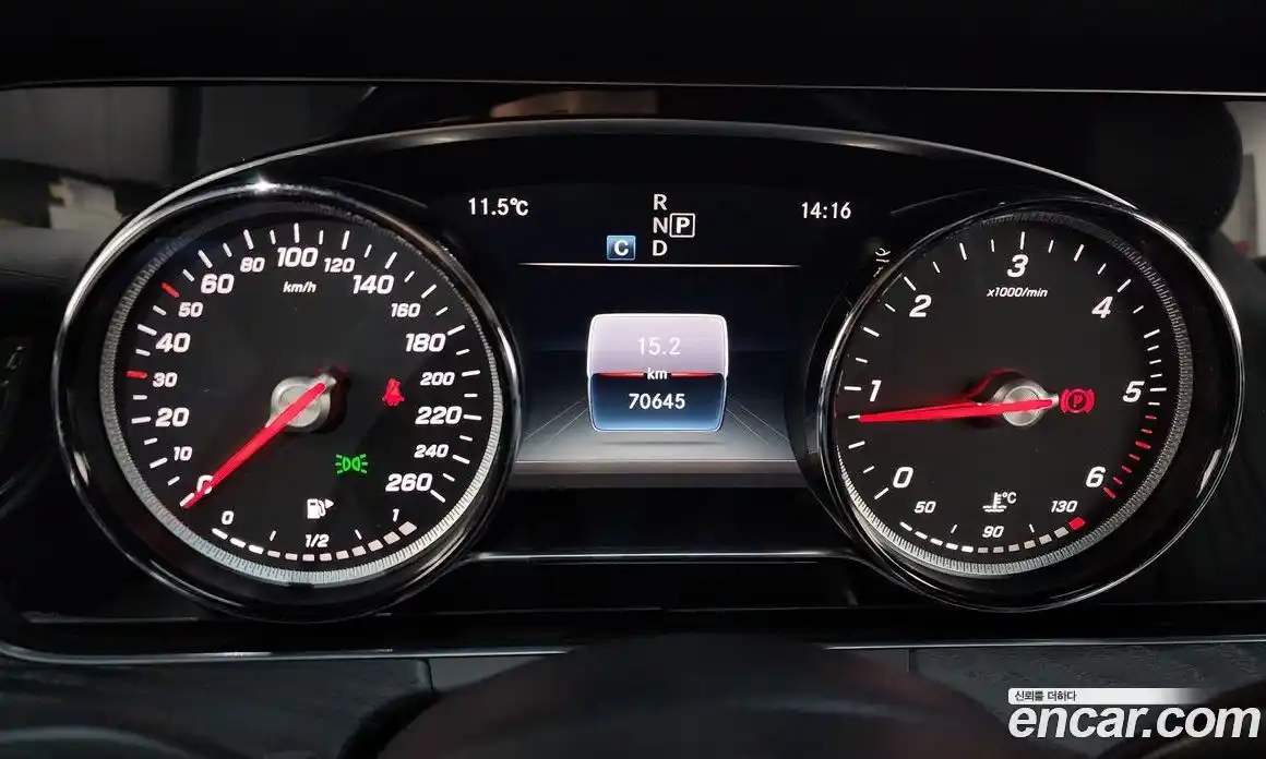 Mercedes-Benz E-Class 2018 1.9 гидро в Москве № 542958, фото 8