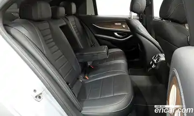 Mercedes-Benz E-Class 2021 2.0 гидро, миниатюра 12