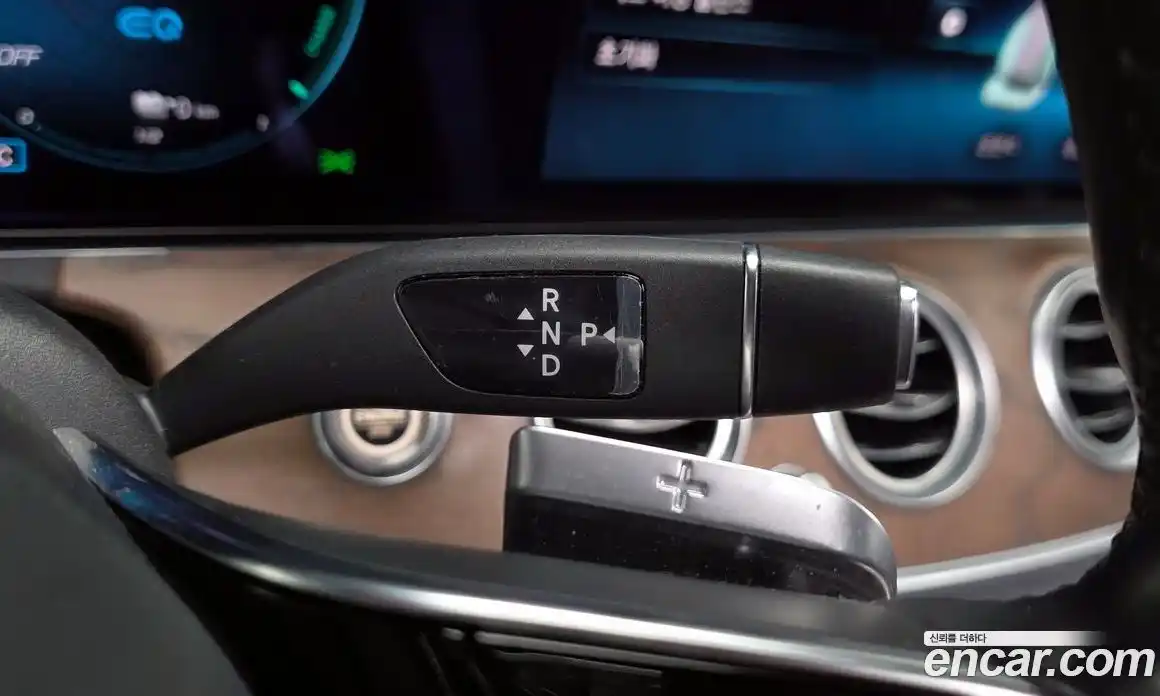 Mercedes-Benz E-Class 2021 2.0 гидро, фото 9